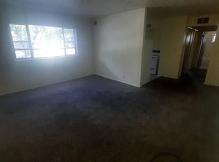 601 S 2nd St #2, Salina, KS 67401