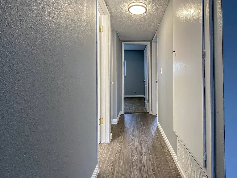 Buena Casa Apartments — Photo 33