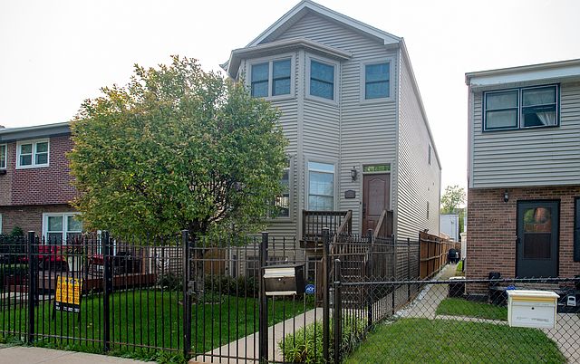 1st image of 1746 N Washtenaw Ave