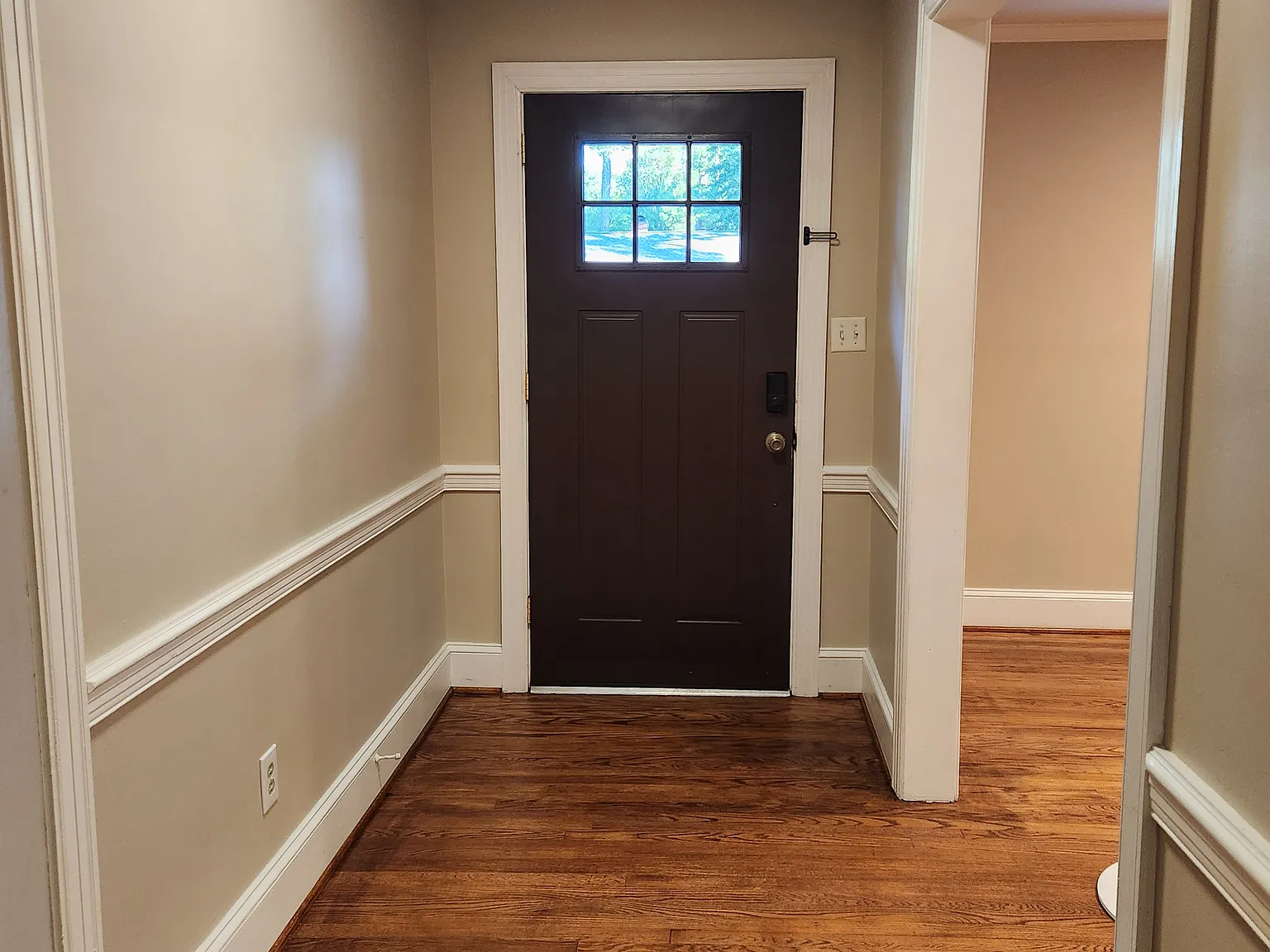 3 bed, 1612 sqft, $1,750 — Photo 2