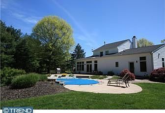 3rd image of 7 Penbrook Ct