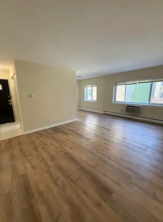 2 bed, 1.5 bath, 1000 sqft, $2,600 — Photo 1
