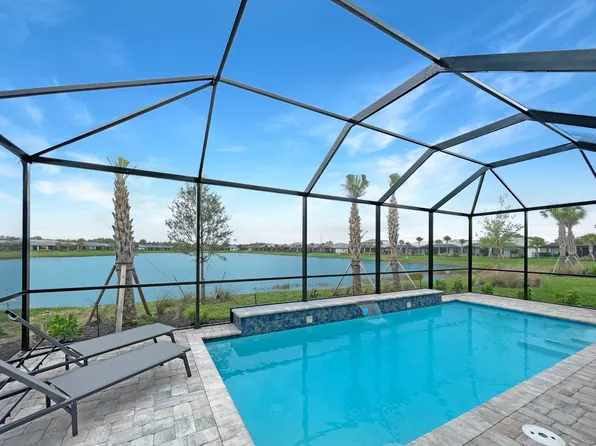 2057 Yellowfin Cir, Naples, FL 34114