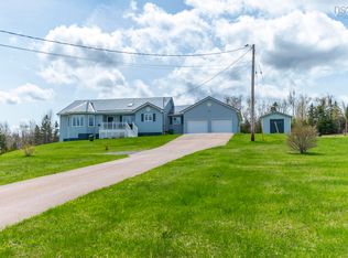 25 Dewtie Ave, Pictou, NS B0K1W0