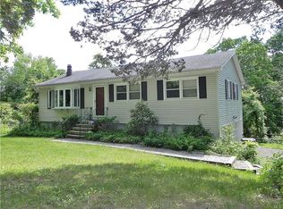 13 Pepperidge Rd, Newtown, CT 06470