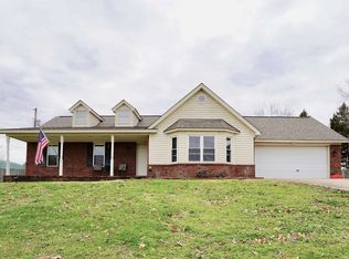 3972 Meade Lake Rd, Millington, TN 38053