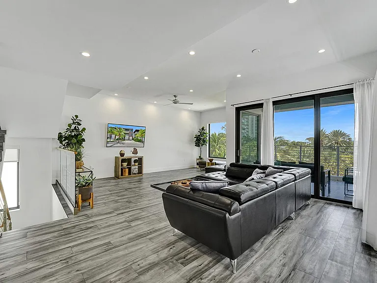 340 Balboa St — Photo 33