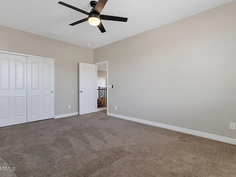 11971 W Patrick Ln — Photo 37