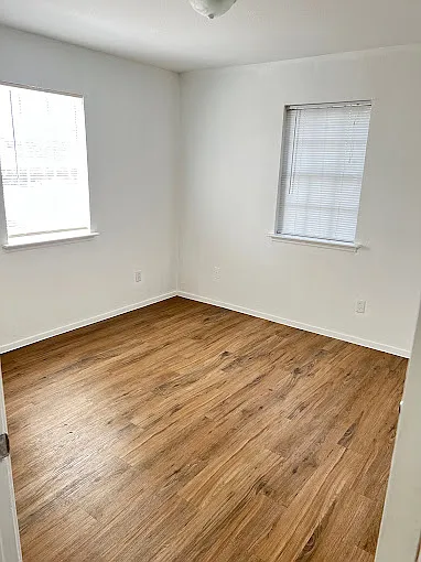Pinewood Townhomes — Photo 11