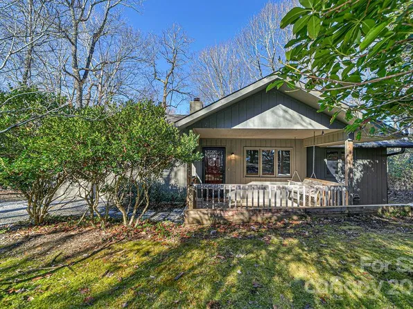113 Catatoga Path, Brevard, NC 28712