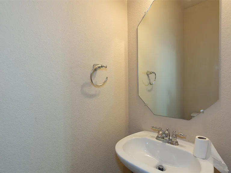 10509 Wylie Dr #338 — Photo 15