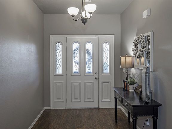 2nd image of 2726 W 20th St
