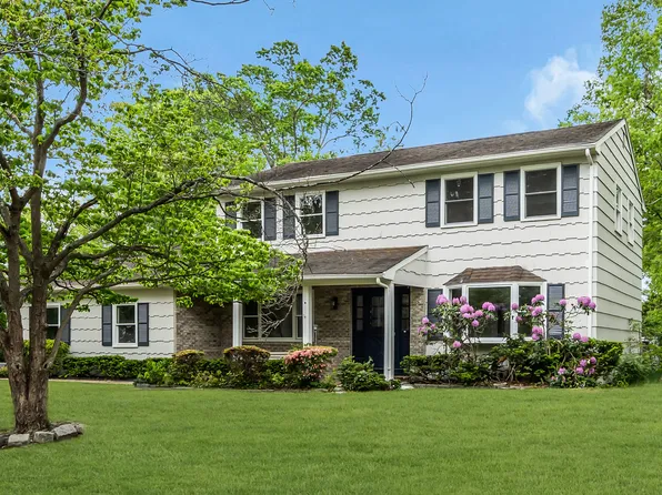 321 Marc Dr, Toms River, NJ 08753
