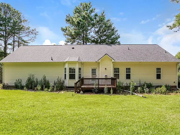 253 Keller Dr — Photo 16
