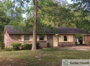 2564 N Fleetwood Dr, Mobile, AL 36605