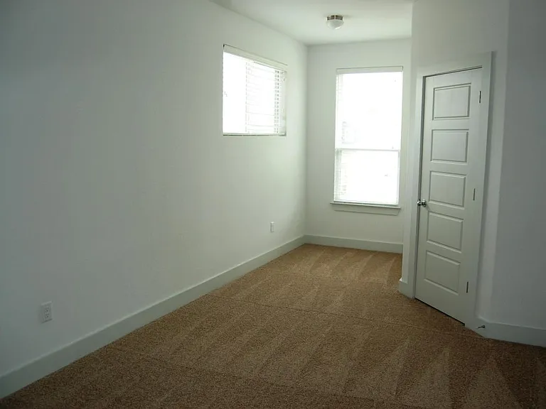 Upstairs Bedroom, Walk-In Closet