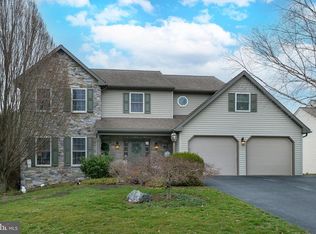 218 Julia Ln, Manheim, PA 17545