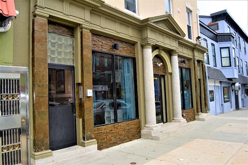 1st image of 507 W Girard Ave APT 1R