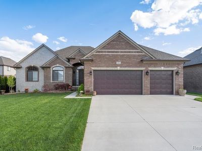 52011 Zebrawood Ct, Macomb, MI, 48042