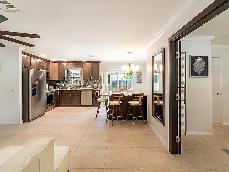 3576 Pandora Ave — Photo 35