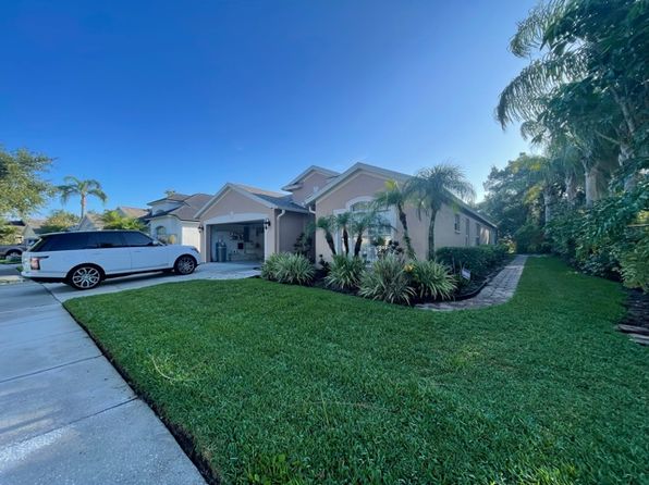 9986 Stockbridge Dr