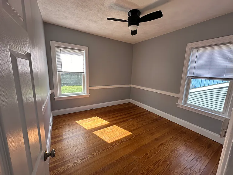 6 Robin St #1 — Photo 12