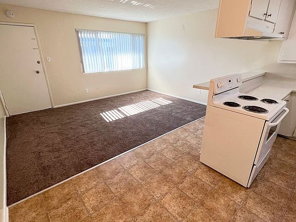 4th image of 14812 Chadron Ave APT 8