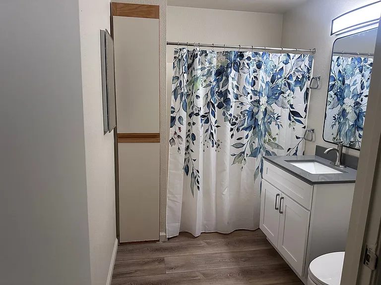 Great value, amazing location! 2 BR / 1 bath Napa $2,295 — Photo 11