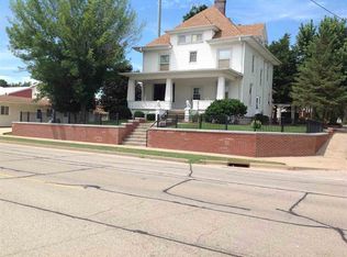 421 E Mount Vernon St, Metamora, IL 61548