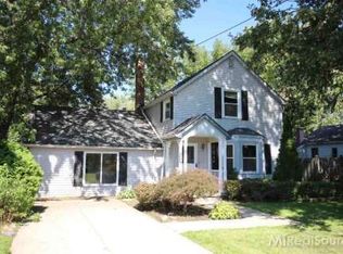 41015 Conger Bay Dr, Harrison Township, MI 48045