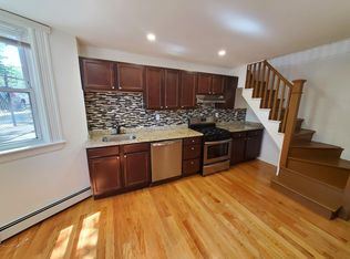 225 Broadway #4, Cambridge, MA 02139
