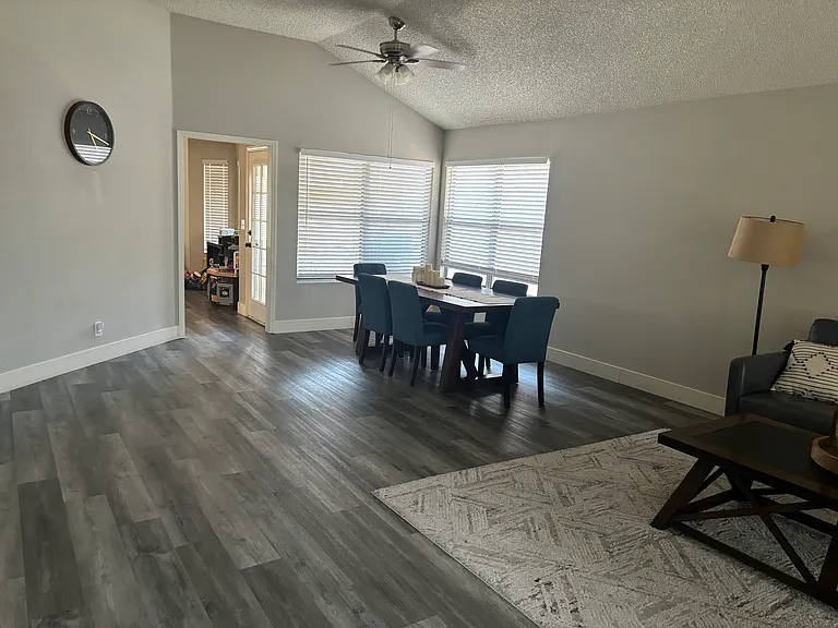 315 Salinas Dr — Photo 1
