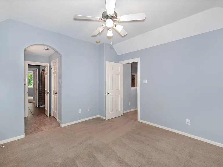 15 Pawprint Pl — Photo 35