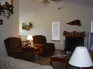 2nd image of 119 Ellen Ct