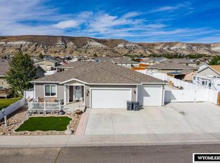 3900 Peregrine St, Rock Springs, WY 82901