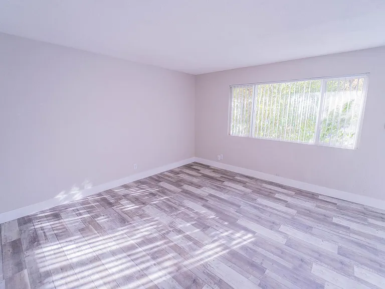 117 Ruth Ct — Photo 8