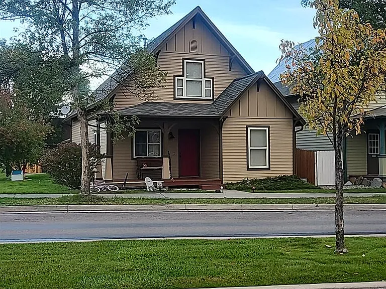 4701 Canyon Creek Blvd — Photo 1
