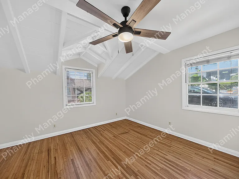 1745 Grevelia St #11 — Photo 7
