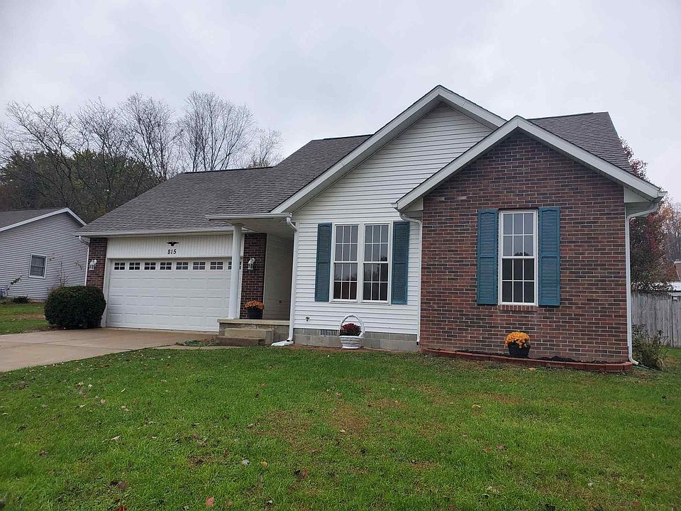 1st image of 815 E Wildflower Dr