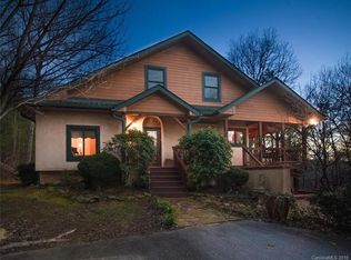 79 Sequoyah Hills Dr, Fletcher, NC 28732