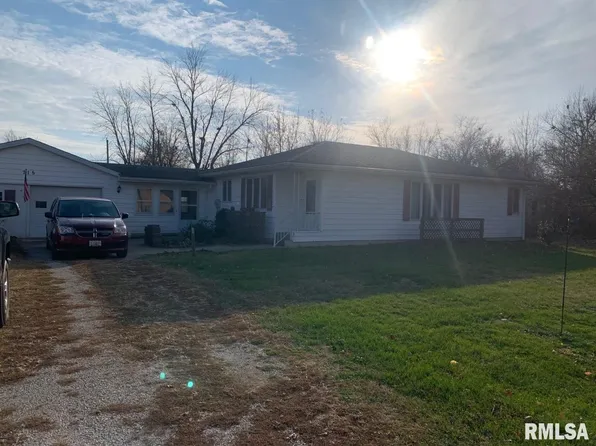 715 Morgan St, Chapin, IL 62628