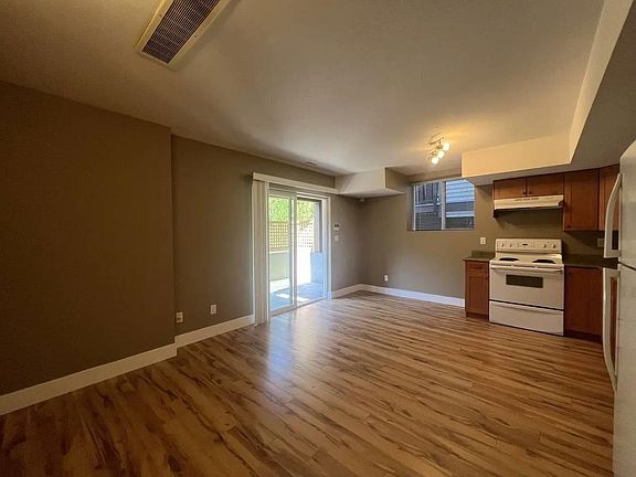 4th image of 13901 229b St