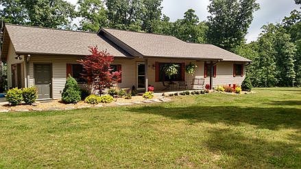 1st image of 25 White Oak Ct