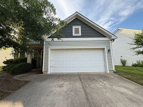 2113 Trefoil Ln Photo 1