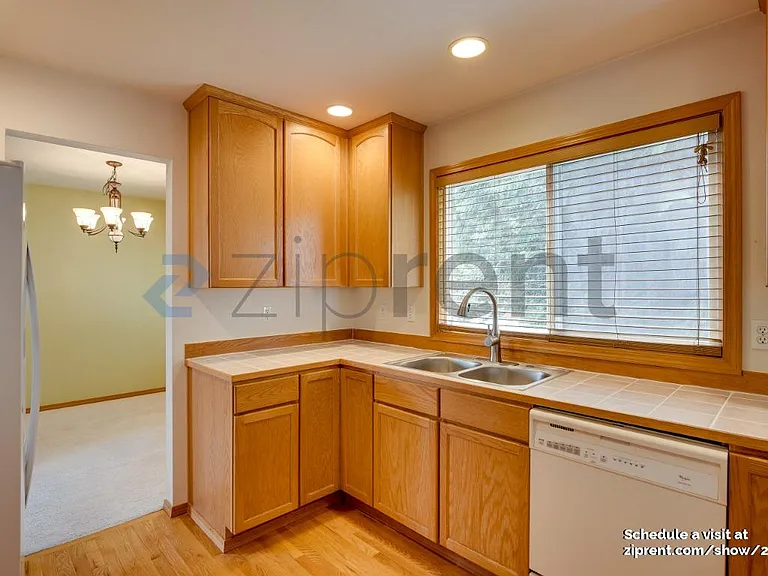 214 169th St SE — Photo 11