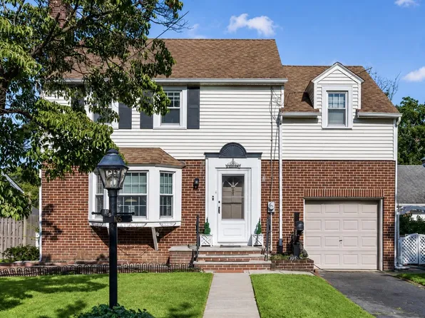 105 E Coulter Ave, Collingswood, NJ 08108
