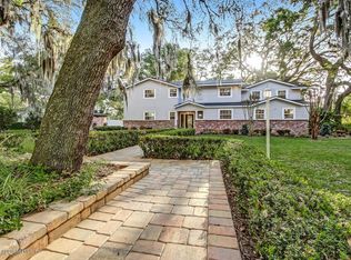 4245 Ortega Forest Dr, Jacksonville, FL 32210