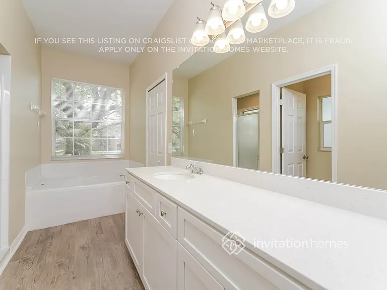 106 Quiet Oak Ct — Photo 12