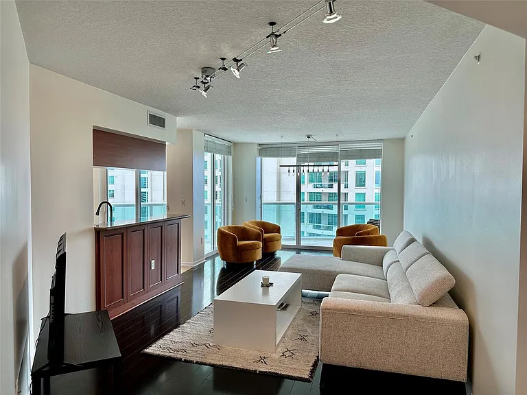 347 N New River Dr E #2309 — Photo 6