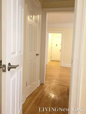 Rented by Living New York | media 43